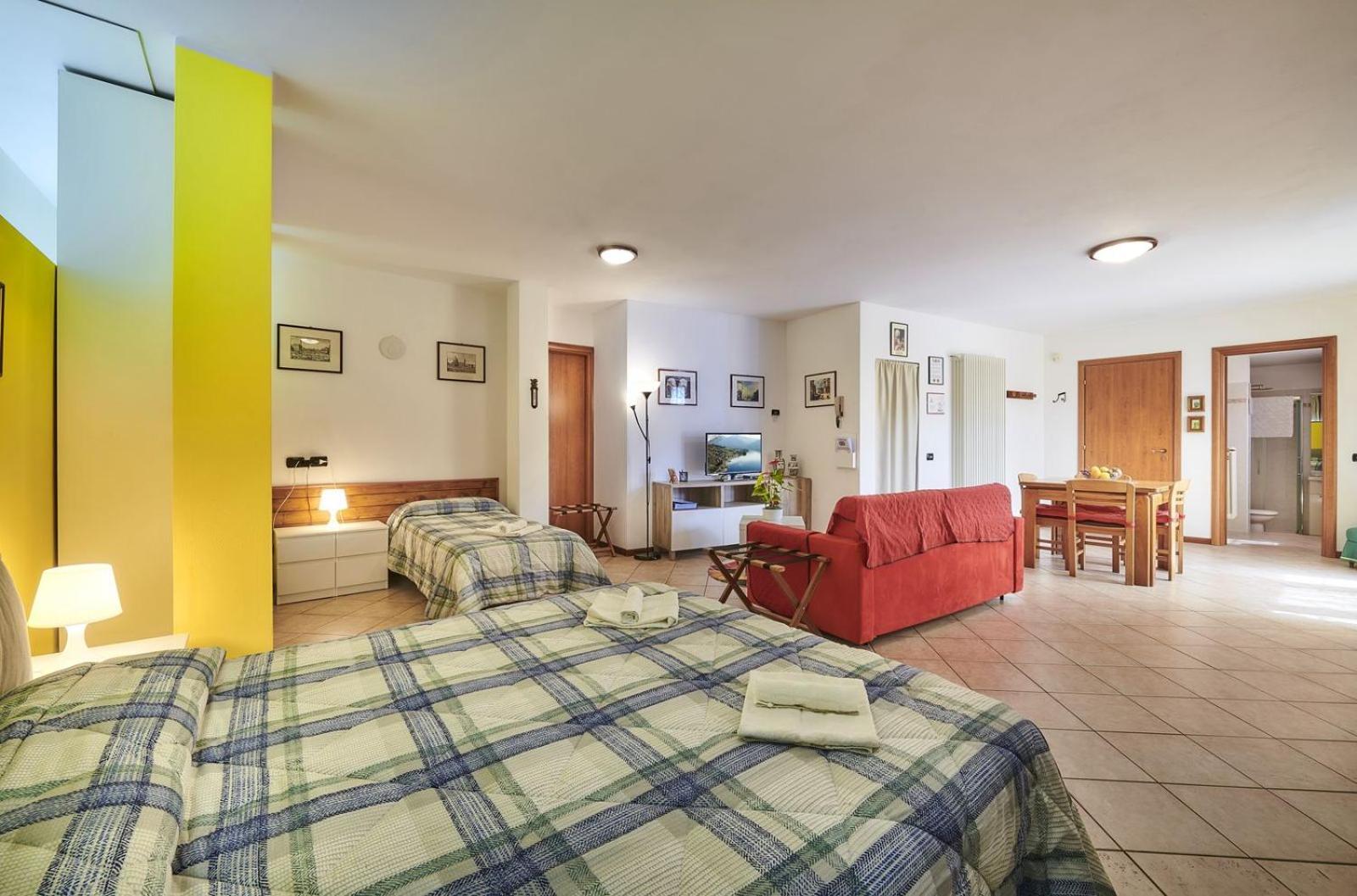 B&B-Foresteria Casa Della Musica Lake Como Мандельо дел Ларио Стая снимка